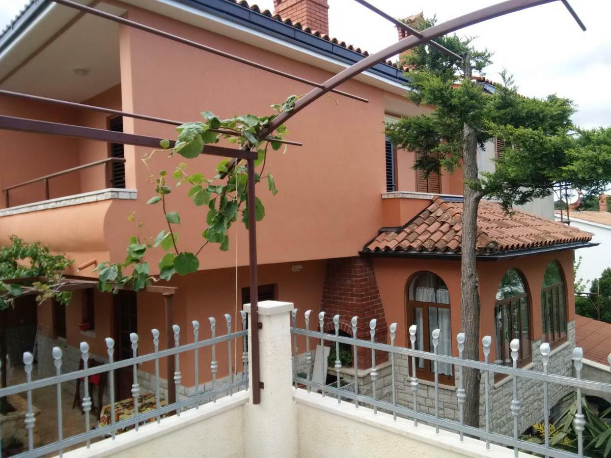 Apartments Villa Mavero Банджоле Экстерьер фото